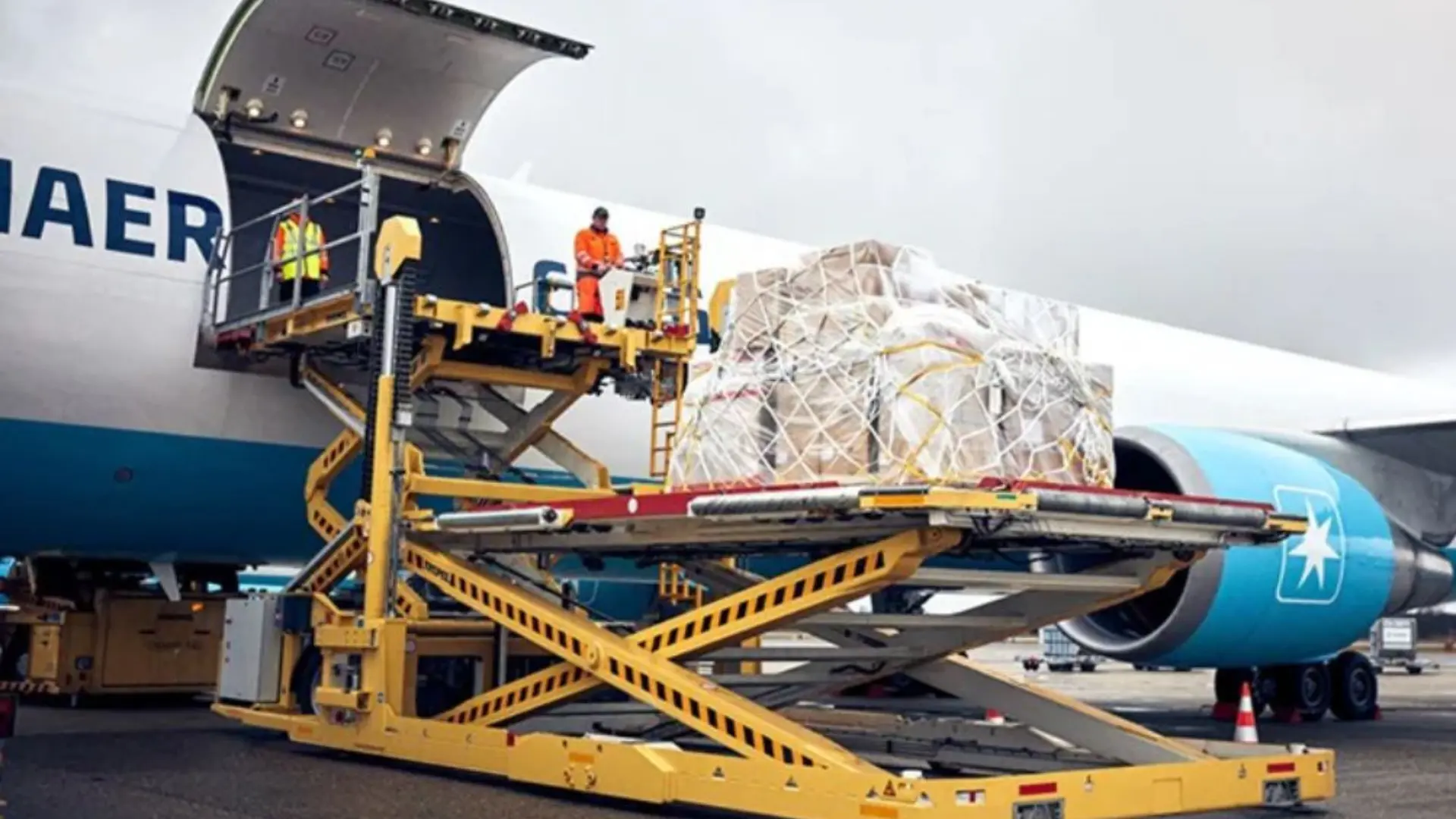 Read more about the article How a Client Successfully Booked Air Cargo Service for Extra Luggage While Moving from Pune to Bangalore